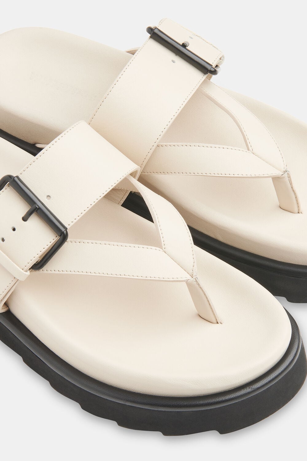 Sutton Toe Post Buckle Sandal